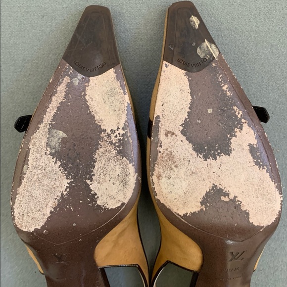 Vintage Louis Vuitton suede heels- pre loved - Picture 8 of 8